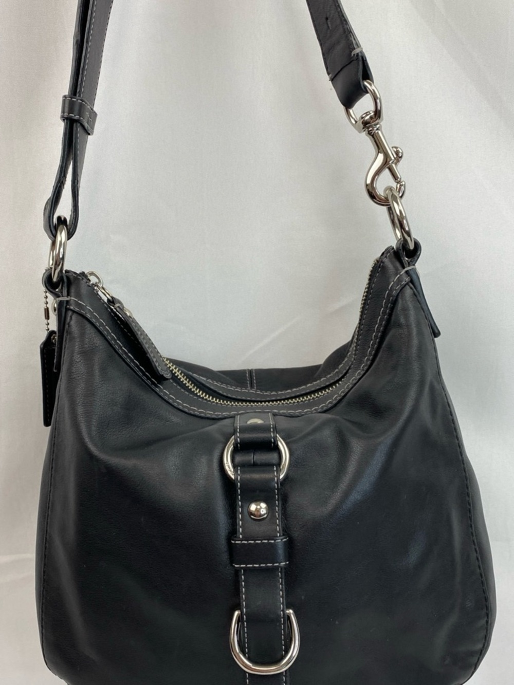 Coach Black Chelsea Soft Leather Buckle Hobo Shoulder Handbag Purse F10418
